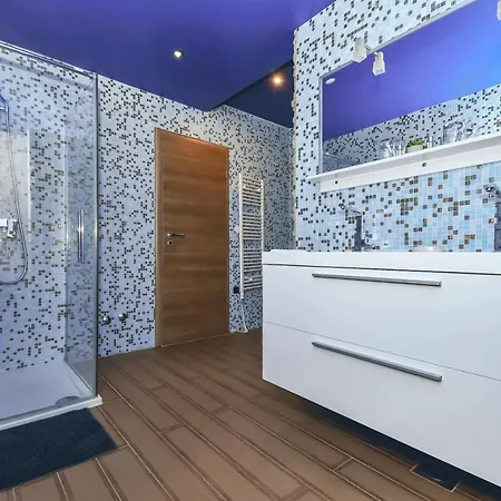 Luxury Domani With Indoor Pool Solin